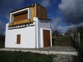 Отель Casas de Campo Podence  Маседу-Де-Кавалейруш